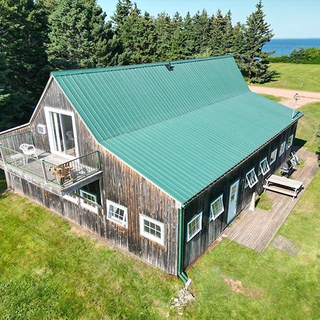 The Barn At Spry Point Hostel Little Pond Exterior photo