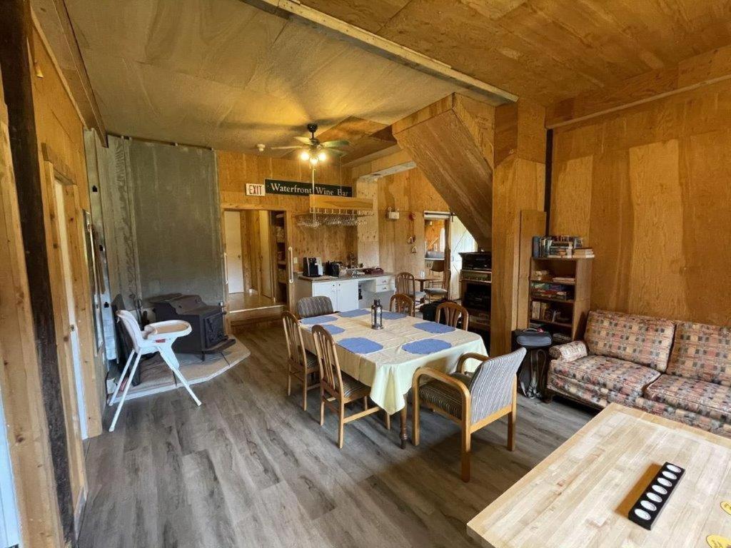 The Barn At Spry Point Hostel Little Pond Exterior photo