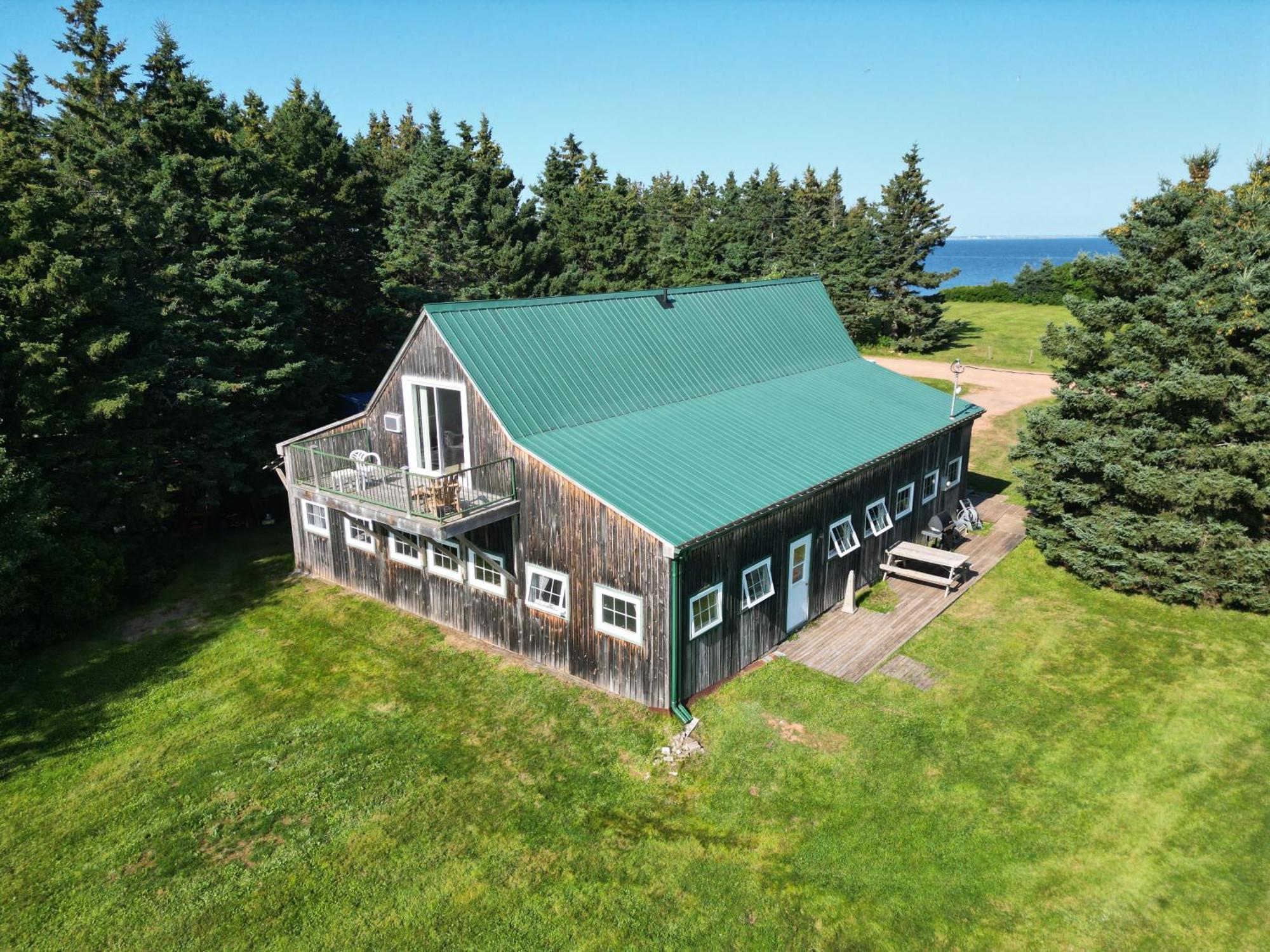 The Barn At Spry Point Hostel Little Pond Exterior photo